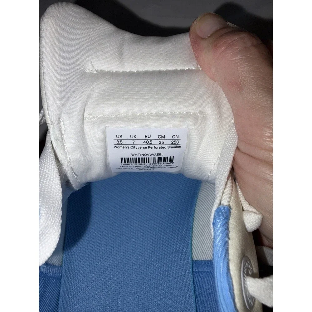 Lululemon Women's Cityverse Perforated Sneaker, Size 8.5 White/ Aero Blue